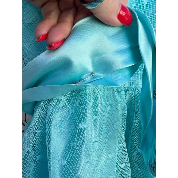 Vintage JCPenney Robbins Egg Blue Lace over Satin Formal Dress 9/10 - Picture 6 of 8